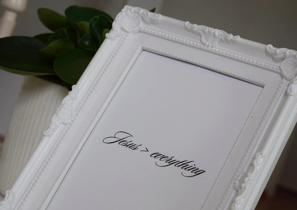 Jesus > everything Karte